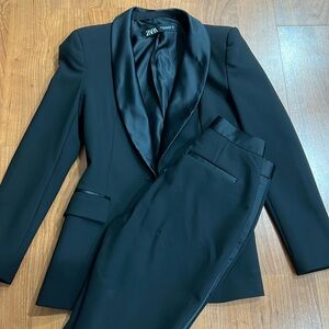 Gorgeous Zara black Blazer and Pants. Worn only once. Excellent Condition